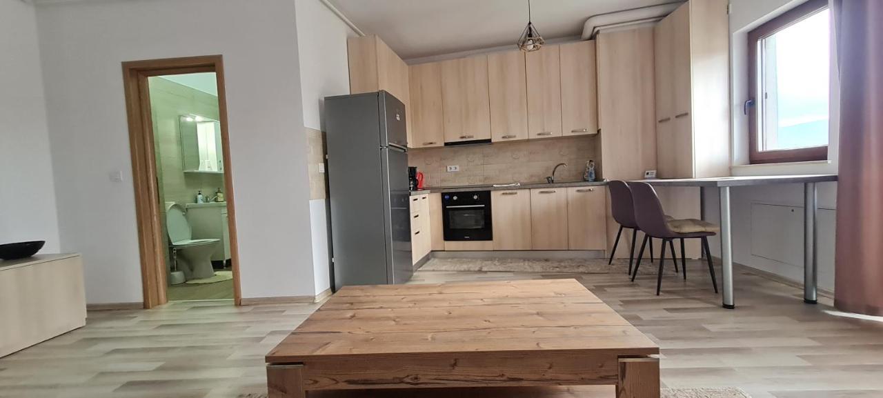 Ferienwohnung La Andrei Bistriţa Exterior foto